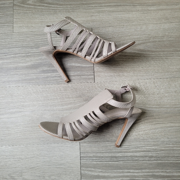 Lauren Conrad Sutton Strappy Sandals - Picture 4 of 9